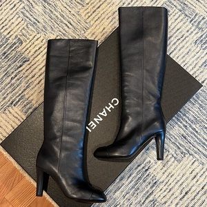 CHANEL High Boots!!!!